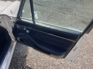 Jaguar XJ 12válec,5.3L manual př. 1974