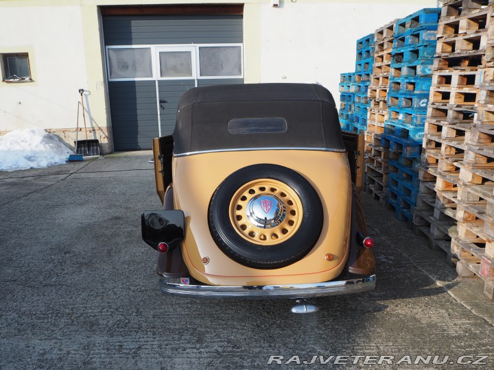 Ostatní značky Ostatní modely ROSENGART LR4 1938