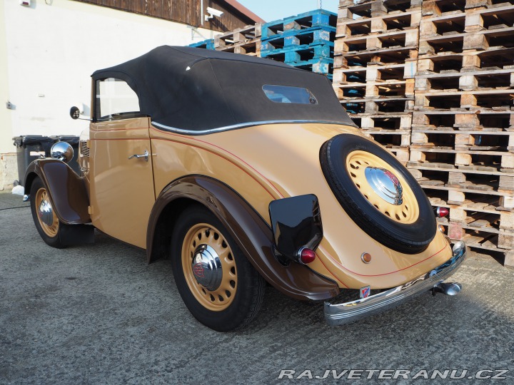 Ostatní značky Ostatní modely ROSENGART LR4 REZERVACE 1938