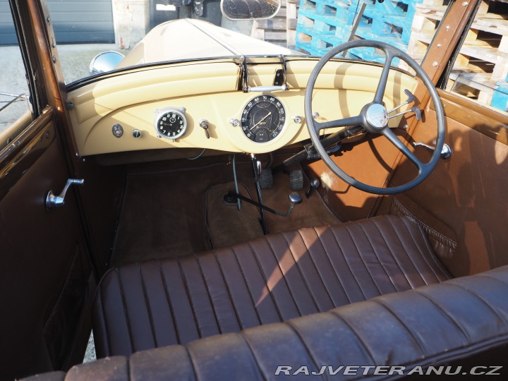 Ostatní značky Ostatní modely ROSENGART LR4 1938