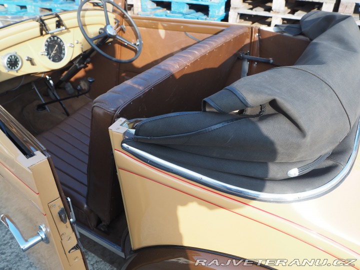 Ostatní značky Ostatní modely ROSENGART LR4 1938