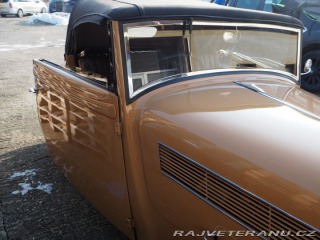 Ostatní značky Ostatní modely ROSENGART LR4 1938