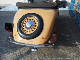 Ostatní značky Ostatní modely ROSENGART LR4 1938