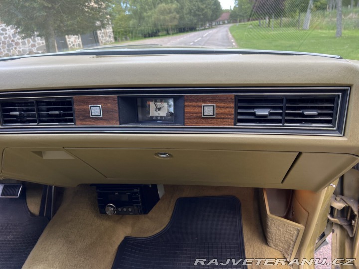 Cadillac Coupe de Ville  1973