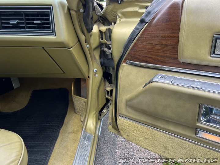 Cadillac Coupe de Ville  1973