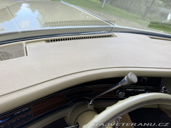 Cadillac Coupe de Ville  1973