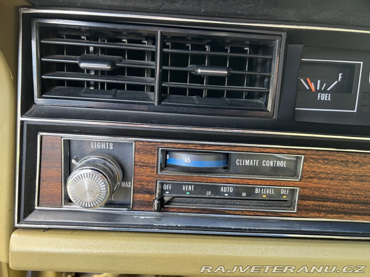 Cadillac Coupe de Ville  1973