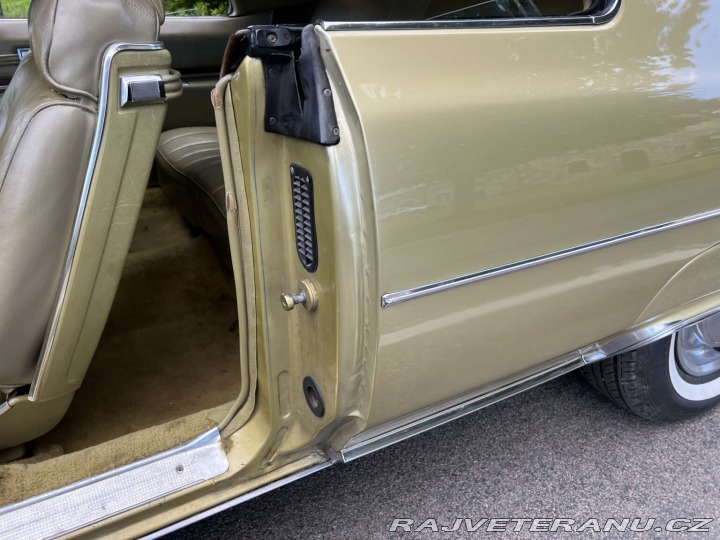 Cadillac Coupe de Ville  1973