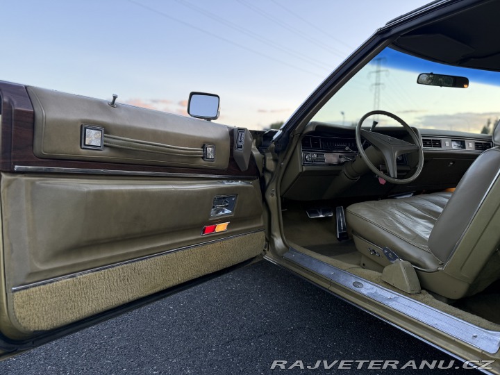 Cadillac Coupe de Ville  1973