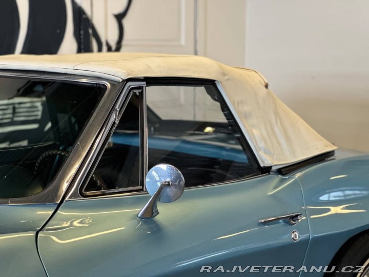 Chevrolet Corvette Stingray Convertible 1966