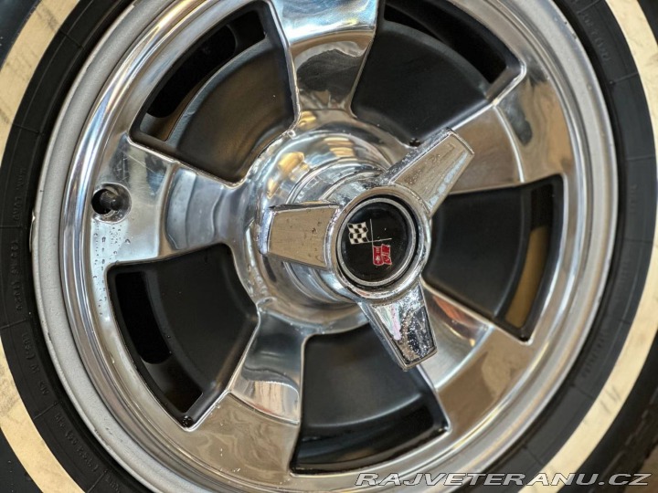 Chevrolet Corvette Stingray Convertible 1966