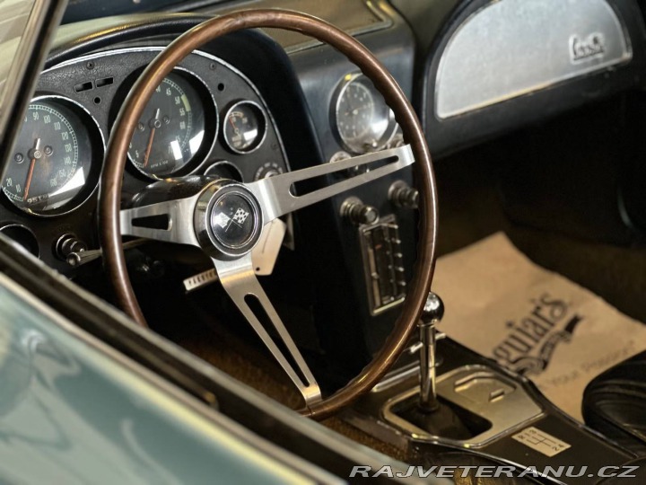 Chevrolet Corvette Stingray Convertible 1966
