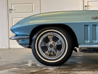 Chevrolet Corvette Stingray Convertible 1966