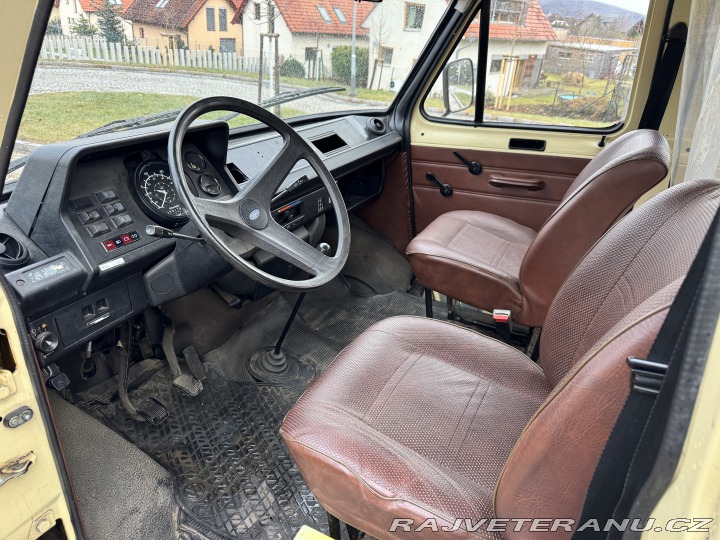 Ford Transit MK2 2.0 ohc ambulance 1981