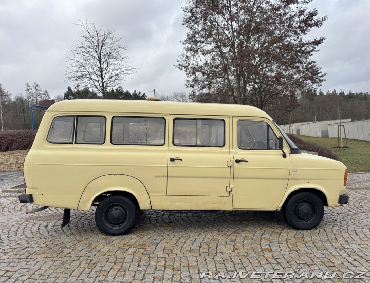 Ford Transit MK2 2.0 ohc ambulance 1981