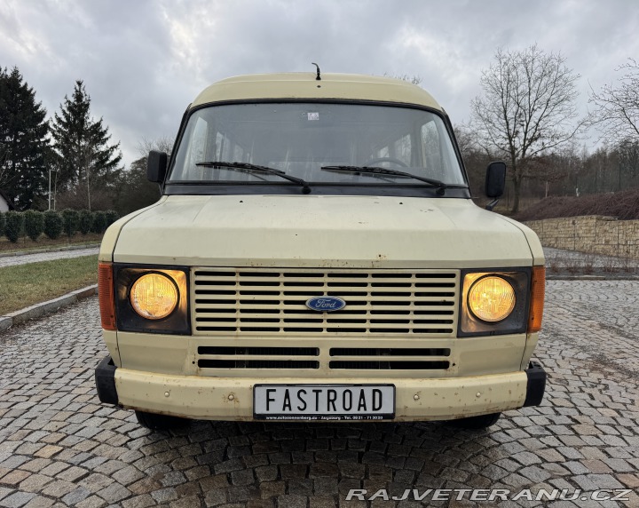 Ford Transit MK2 2.0 ohc ambulance 1981