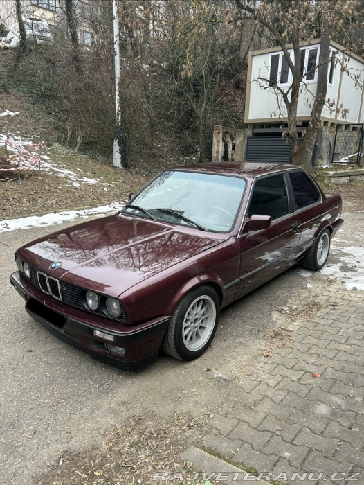 BMW 3 320i