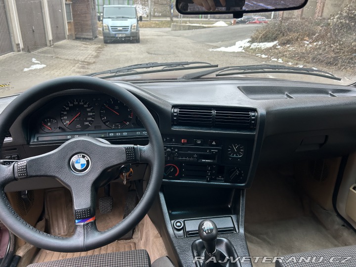 BMW 3 320i 1987