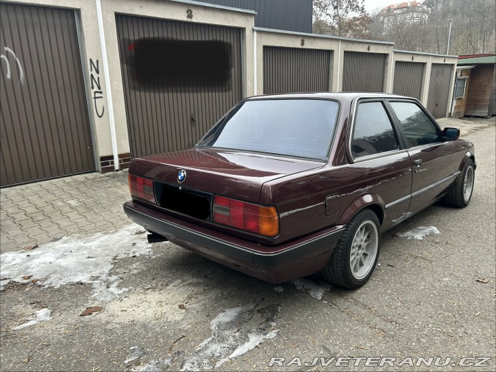 BMW 3 320i 1987