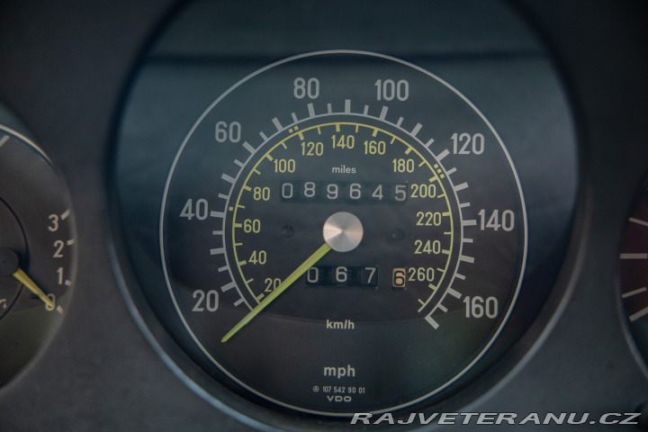 Mercedes-Benz 560 SL R 107 1986