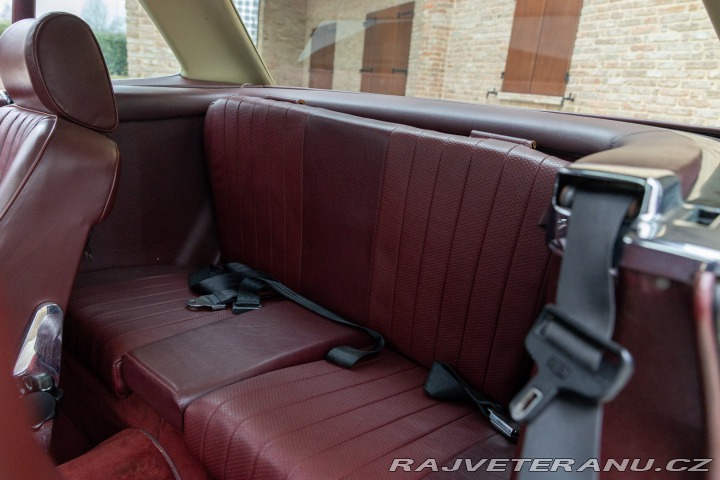 Mercedes-Benz 560 SL R 107 1986