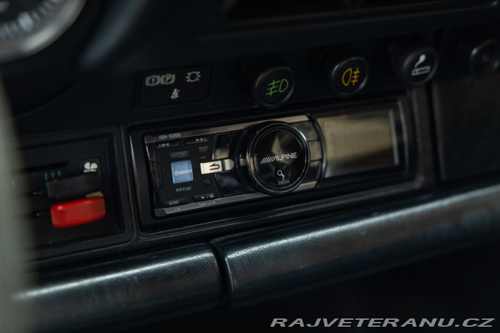 Porsche 911 CARRERA 3.2 G50 TARGA 1988