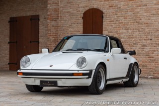 Porsche 911 CARRERA 3.2 G50 TARGA 1988