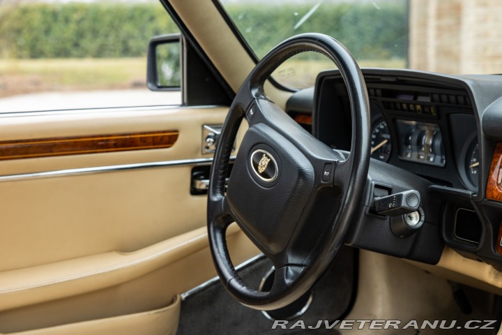 Ostatní značky Ostatní modely XJS V12 CONVERTIBILE 1990