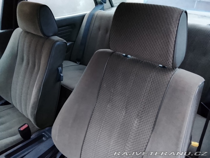 BMW 3 323i manuál coupe 1983