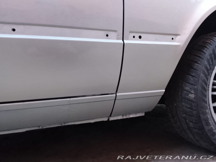 BMW 3 323i manuál coupe 1983