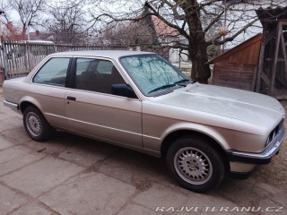 BMW 3 323i manuál coupe 1983