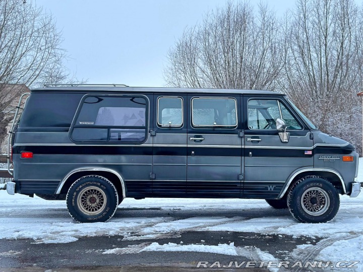 Chevrolet G20 5.7 V8 | Winnebago 1987