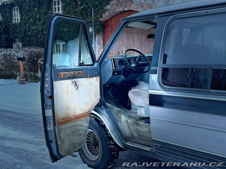 Chevrolet G20 5.7 V8 | Winnebago 1987