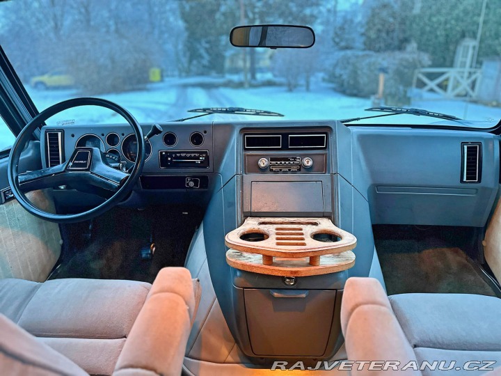 Chevrolet G20 5.7 V8 | Winnebago 1987