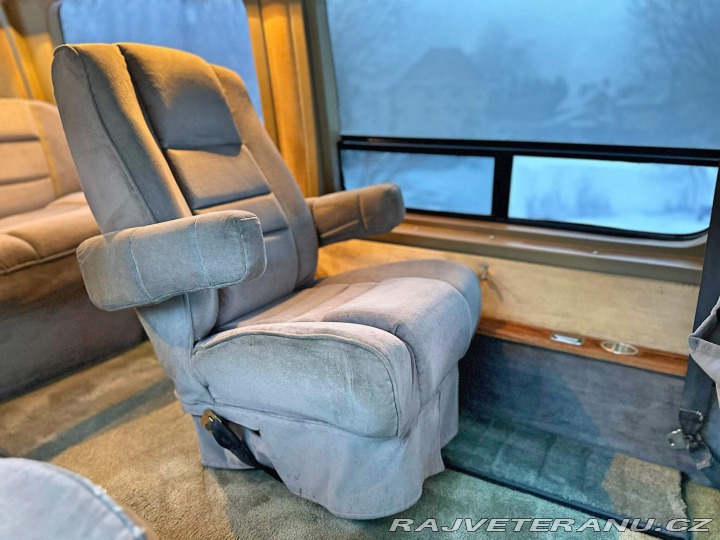 Chevrolet G20 5.7 V8 | Winnebago 1987