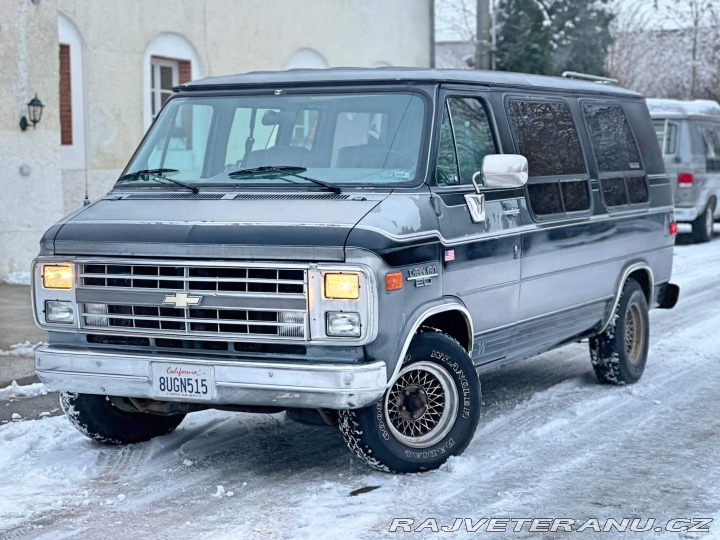 Chevrolet G20 5.7 V8 | Winnebago 1987