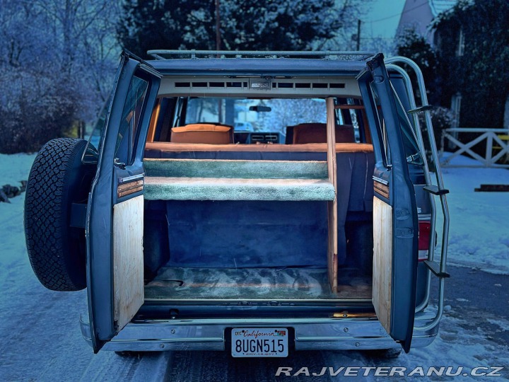 Chevrolet G20 5.7 V8 | Winnebago 1987