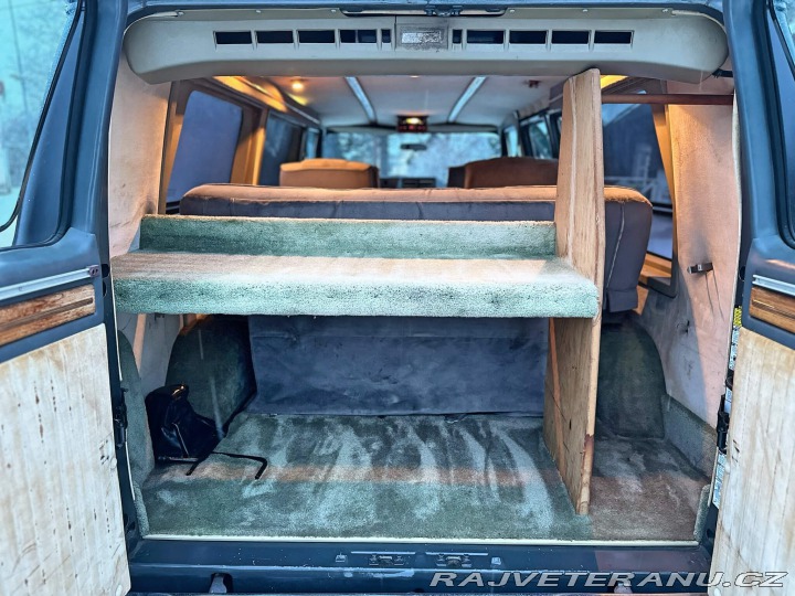 Chevrolet G20 5.7 V8 | Winnebago 1987