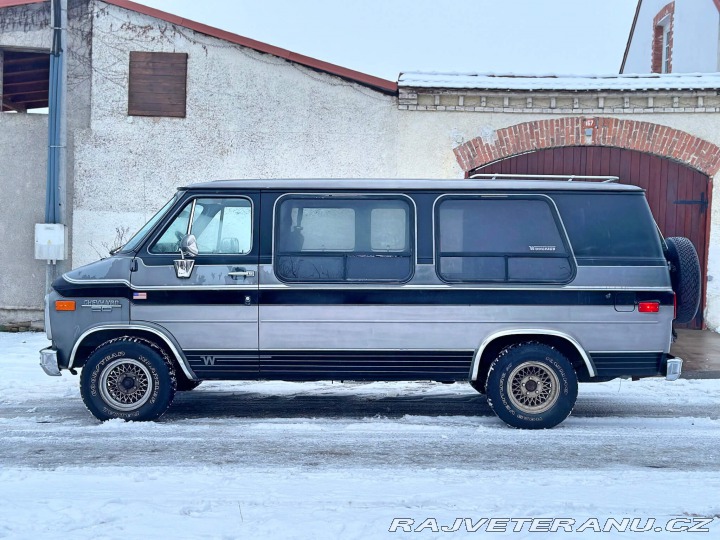 Chevrolet G20 5.7 V8 | Winnebago 1987