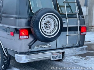 Chevrolet G20 5.7 V8 | Winnebago 1987