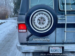 Chevrolet G20 5.7 V8 | Winnebago 1987