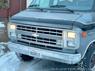 Chevrolet G20 5.7 V8 | Winnebago 1987