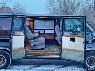 Chevrolet G20 5.7 V8 | Winnebago 1987
