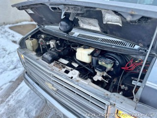 Chevrolet G20 5.7 V8 | Winnebago 1987