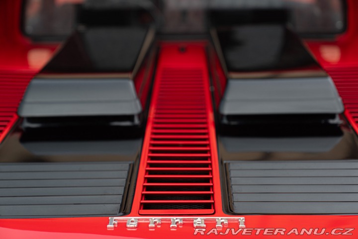 Ferrari 512 BBi 1982