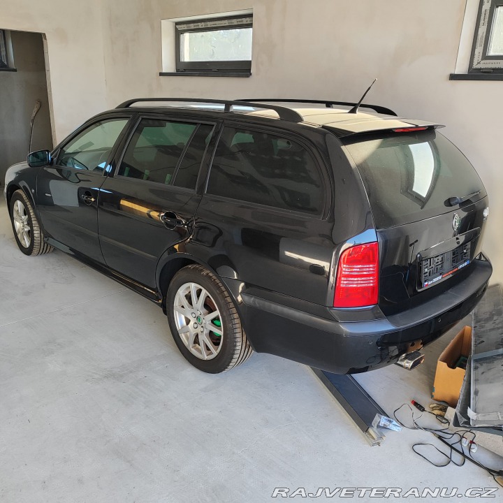 Škoda Octavia  2004