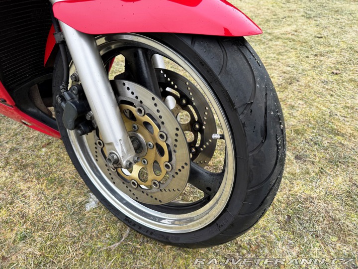 Suzuki Ostatní modely RF 600R 1994