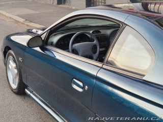 Ford Mustang GT Coupe 1993