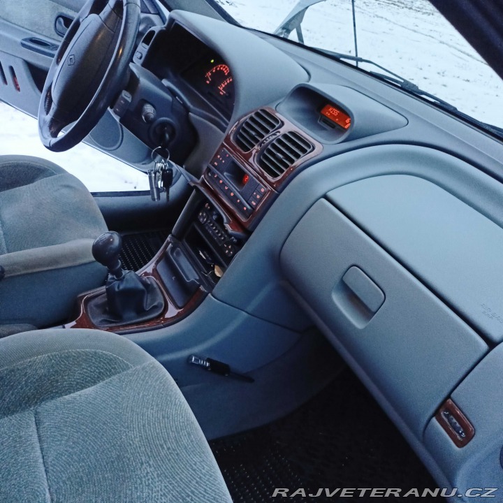 Renault Laguna 1,8 16V 88kW 1999