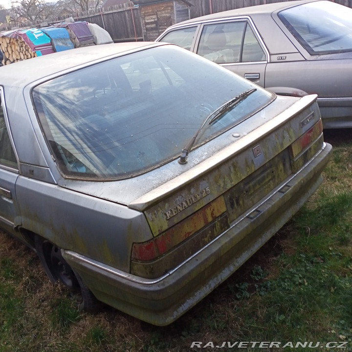 Renault 25  1988